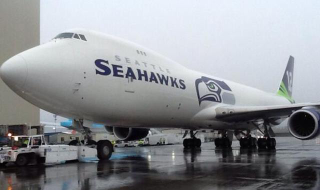 Illustration for article titled BOEING 12 - If you like airplanes or Seahawks...